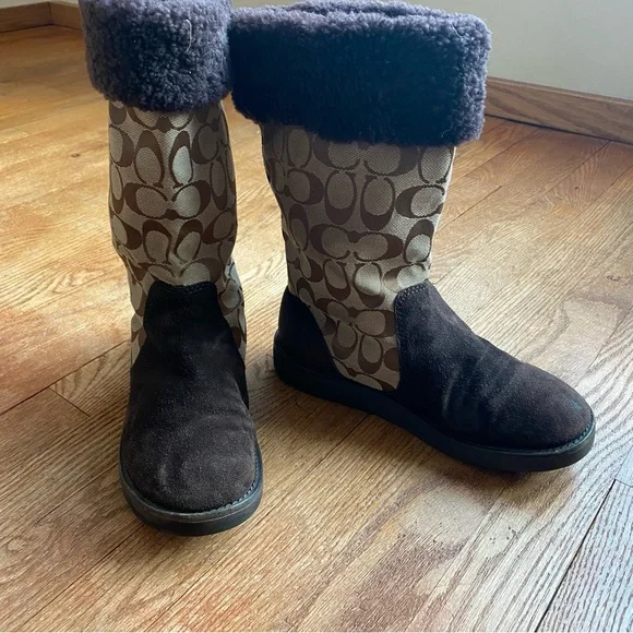 COACH Kally monogram Boots size 7 - Picture 1 of 9